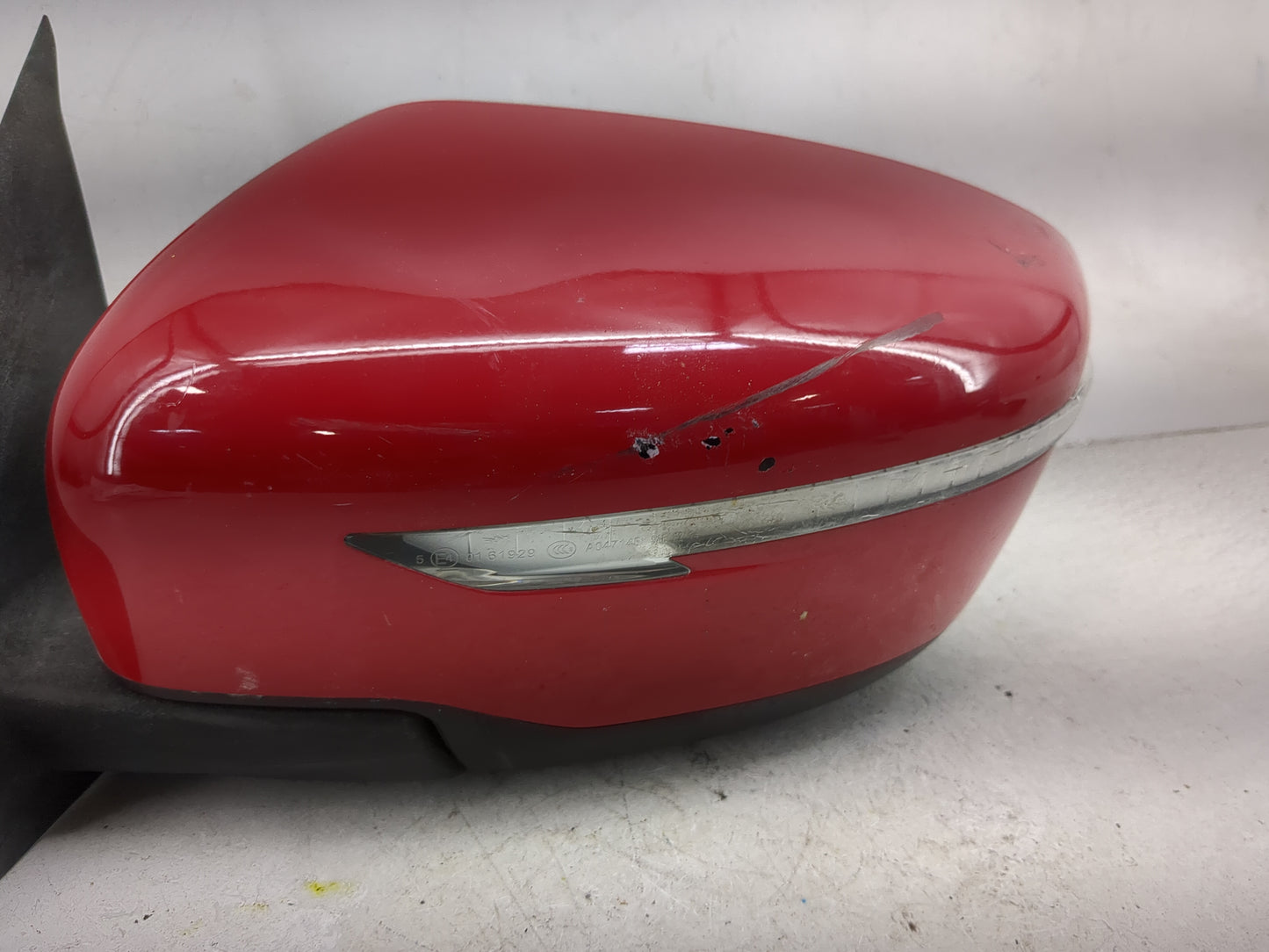 2015-2017 Nissan Juke Driver Side View Mirror - Left Door Mirror OEM Used - Oemusedautoparts1.com