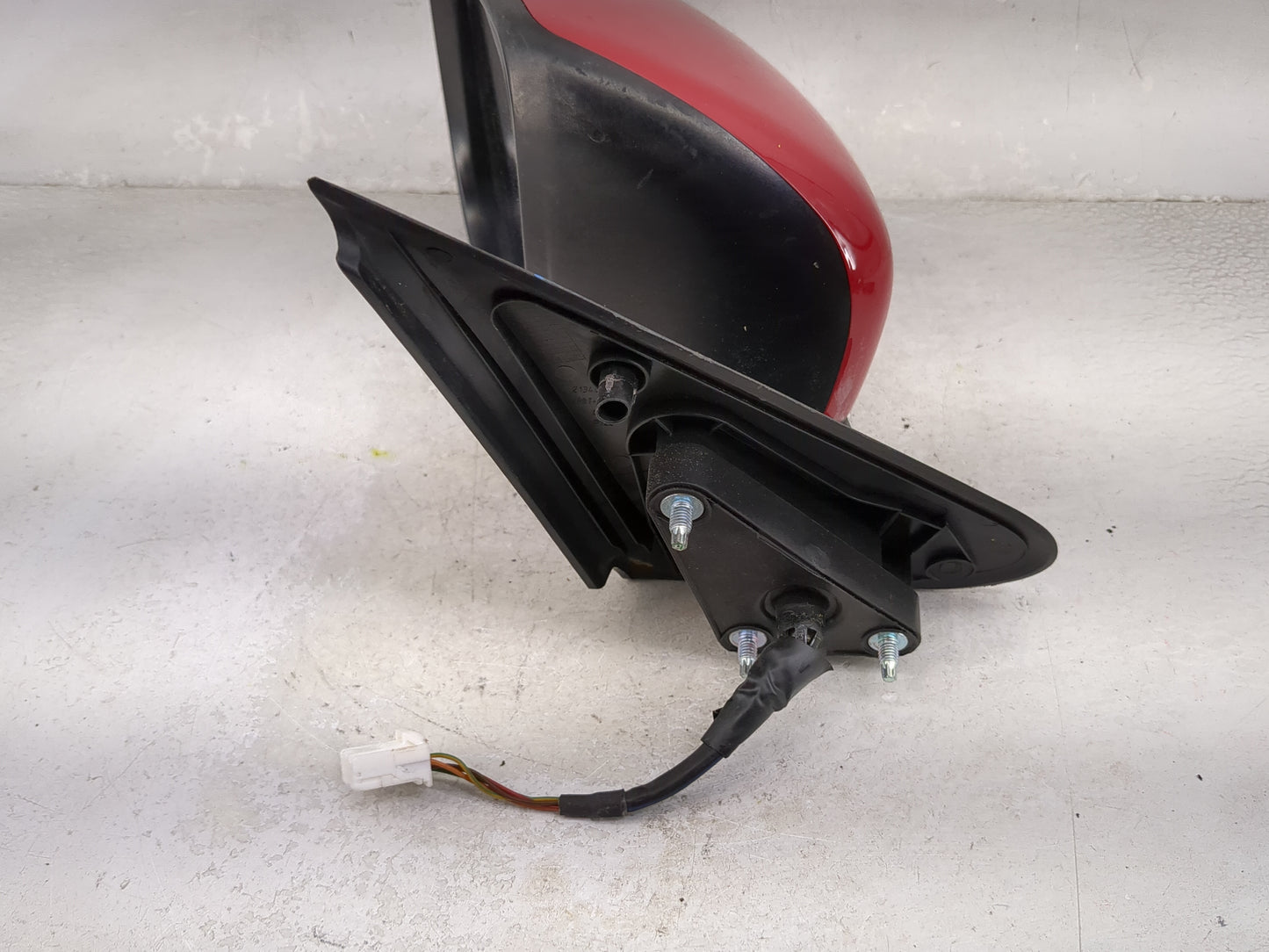 2015-2017 Nissan Juke Driver Side View Mirror - Left Door Mirror OEM Used - Oemusedautoparts1.com