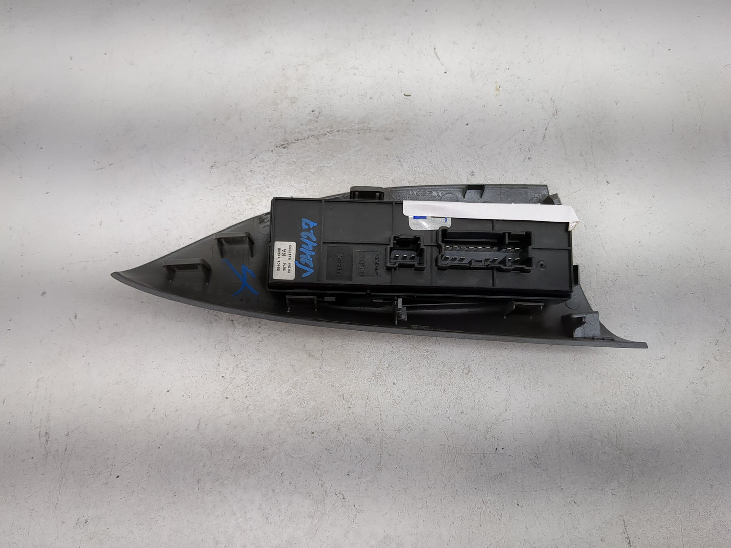 2011-2017 Nissan Juke Master Power Window Switch Replacement Driver Side Left P/N:25401 1KA0B Fits OEM Used Auto Parts - Oem