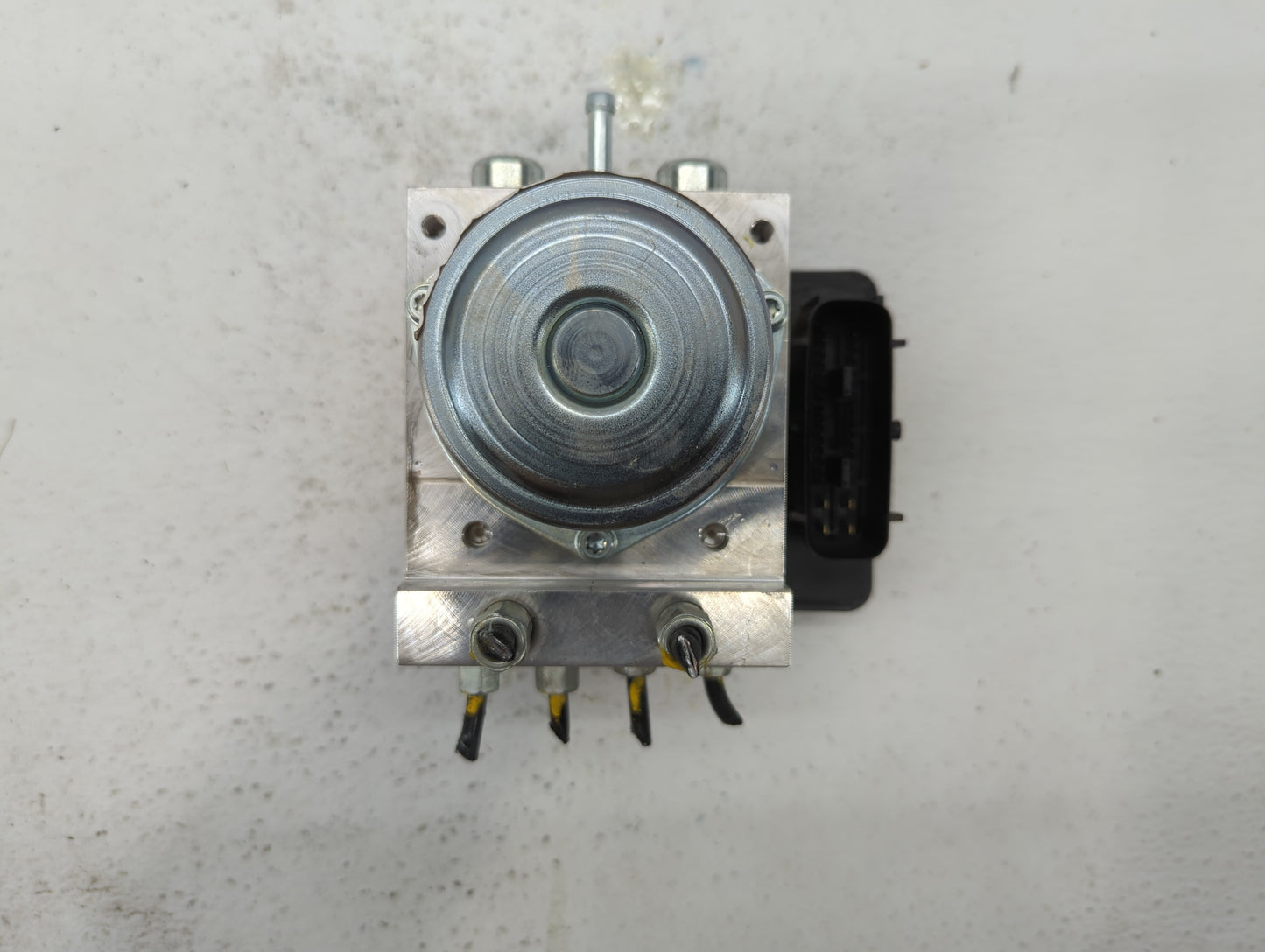 2015-2016 Nissan Juke ABS Pump Control Module Replacement P/N:51150047 TD8405 Fits Fits 2015 2016 OEM Used Auto Parts - Oemu