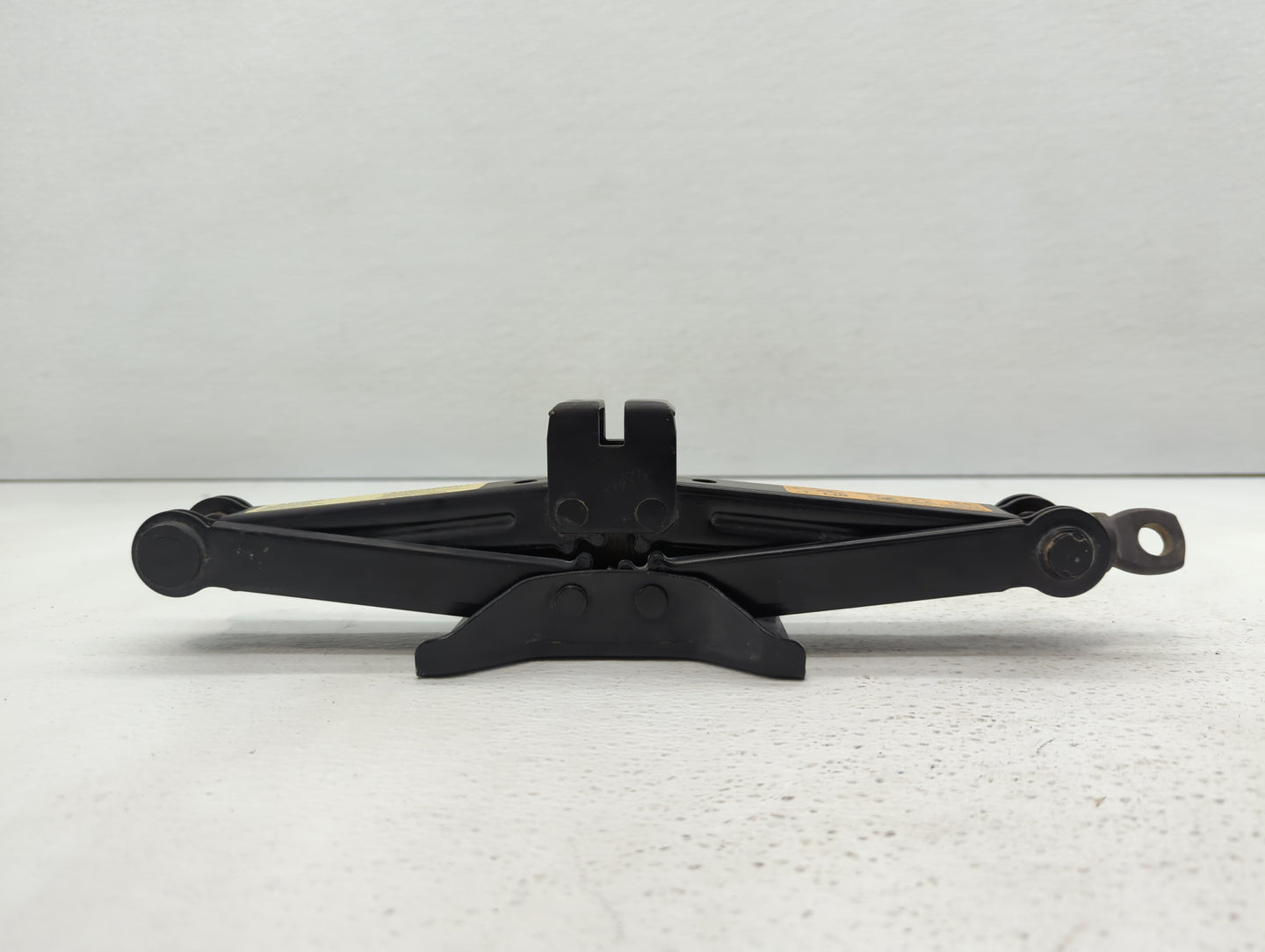 2015 Nissan Juke Spare Scissor Car Jack - Oemusedautoparts1.com