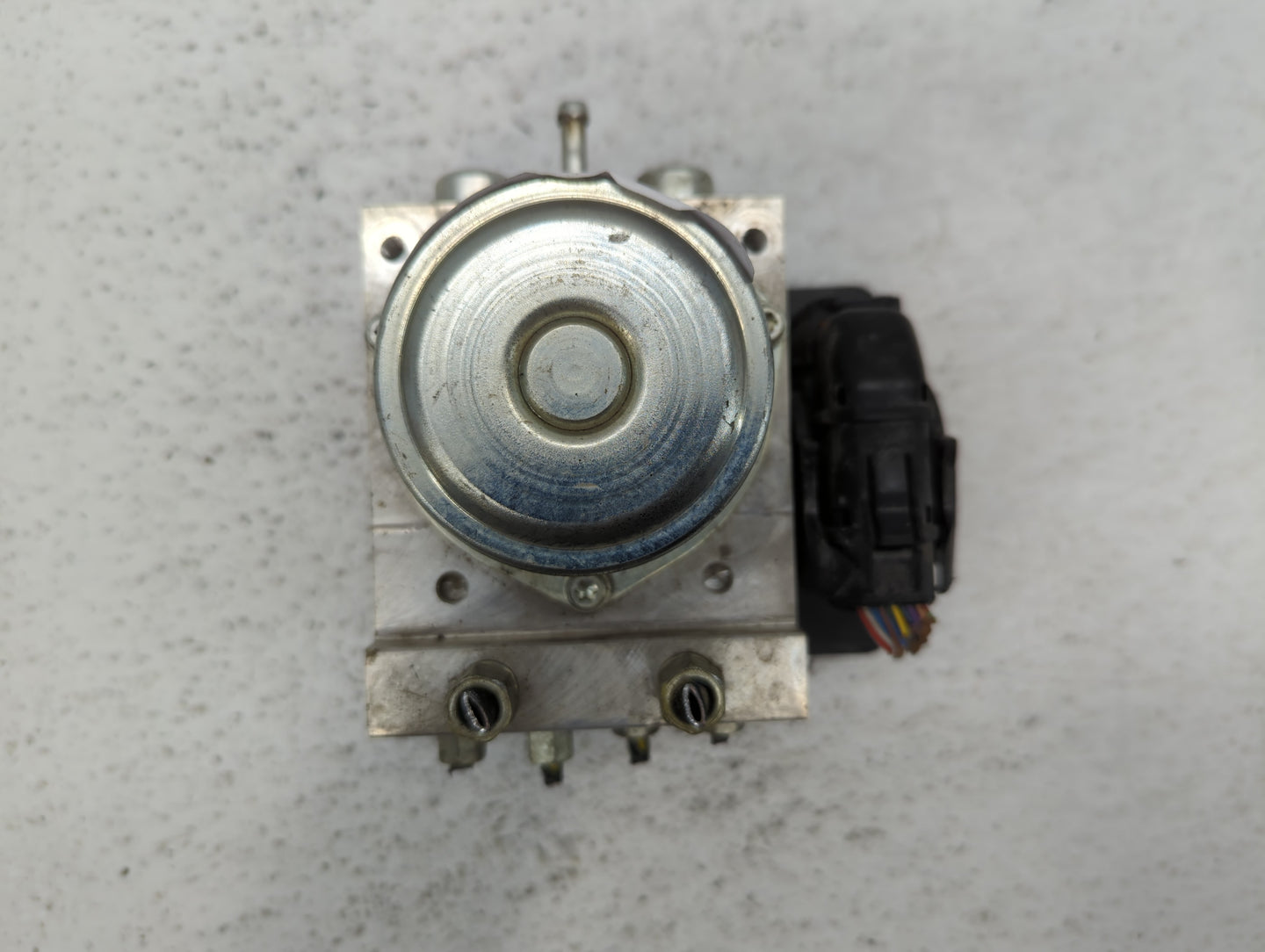 2015-2016 Nissan Juke ABS Pump Control Module Replacement P/N:TD8405 Fits Fits 2015 2016 OEM Used Auto Parts - Oemusedautopa