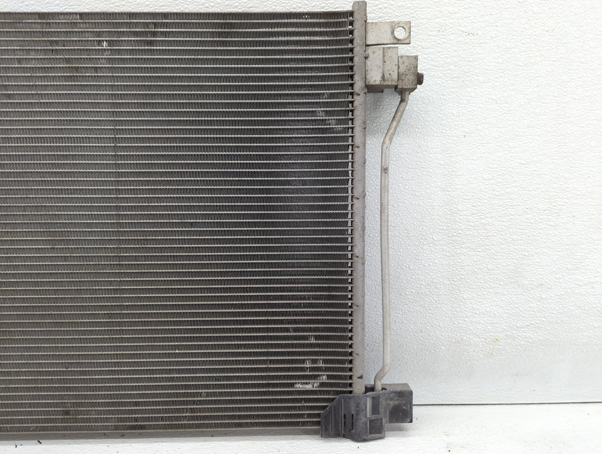Nissan Juke Left Radiator Fan Motor Assembly - Oemusedautoparts1.com