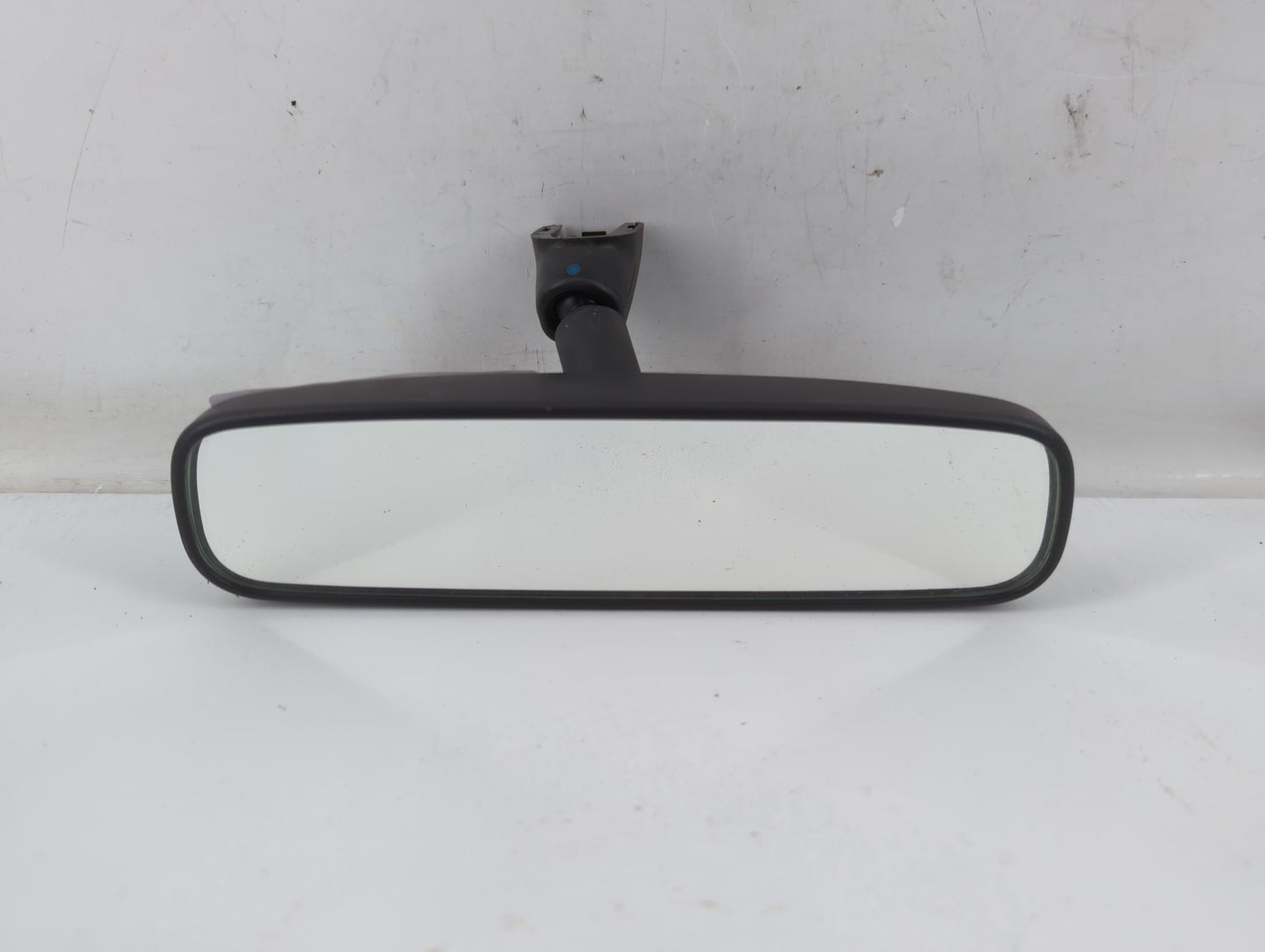 2011-2017 Nissan Juke Interior Rear View Mirror Replacement OEM P/N:E13010837 Fits OEM Used Auto Parts - Oemusedautoparts1.c