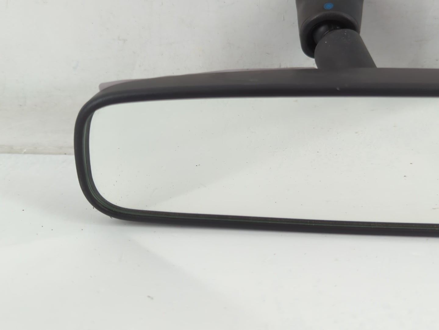 2011-2017 Nissan Juke Interior Rear View Mirror Replacement OEM P/N:E13010837 Fits OEM Used Auto Parts - Oemusedautoparts1.c