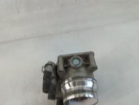 2015-2017 Nissan Juke Throttle Body P/N:RME60-51 Fits Fits 2015 2016 2017 2018 2019 OEM Used Auto Parts - Oemusedautoparts1.