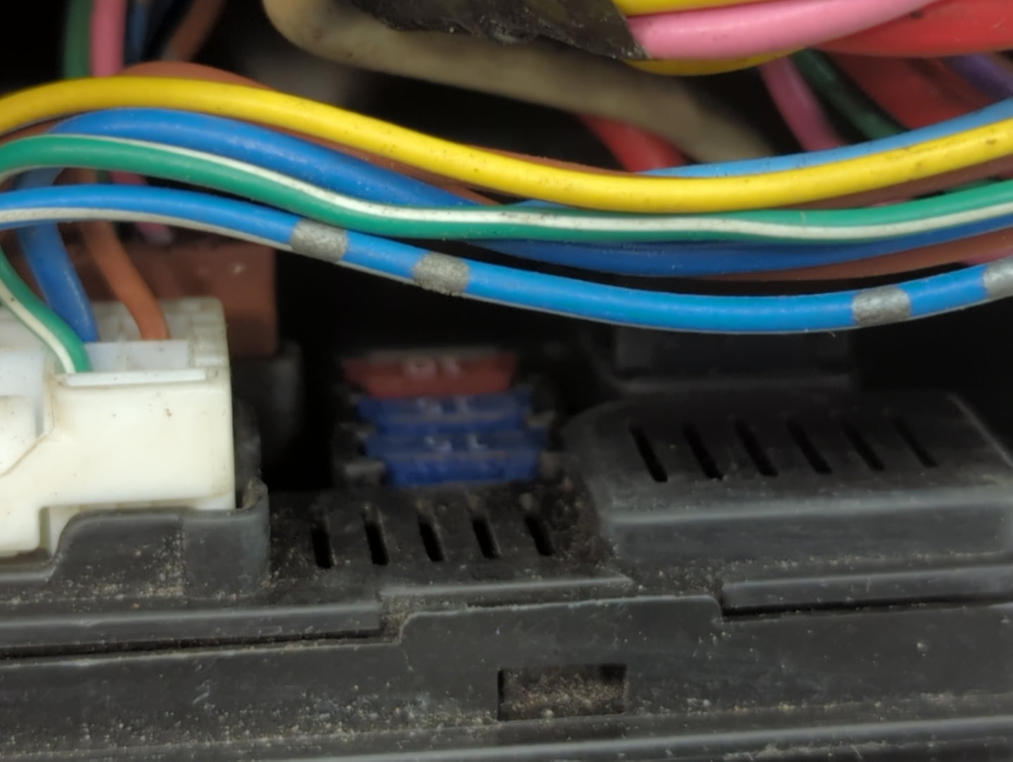 2015-2019 Nissan Micra Fusebox Fuse Box Panel Relay Module Fits Fits 2013 2014 2015 2016 2017 2018 2019 OEM Used Auto Parts 