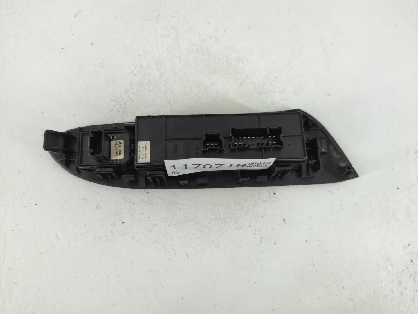 2015-2022 Nissan Murano Master Power Window Switch Replacement Driver Side Left P/N:254015AA0A Fits OEM Used Auto Parts - Oe