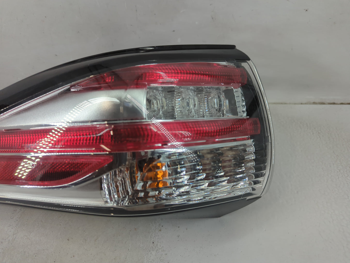 2015 Nissan Murano Tail Light Assembly Passenger Right OEM Fits OEM Used Auto Parts - Oemusedautoparts1.com