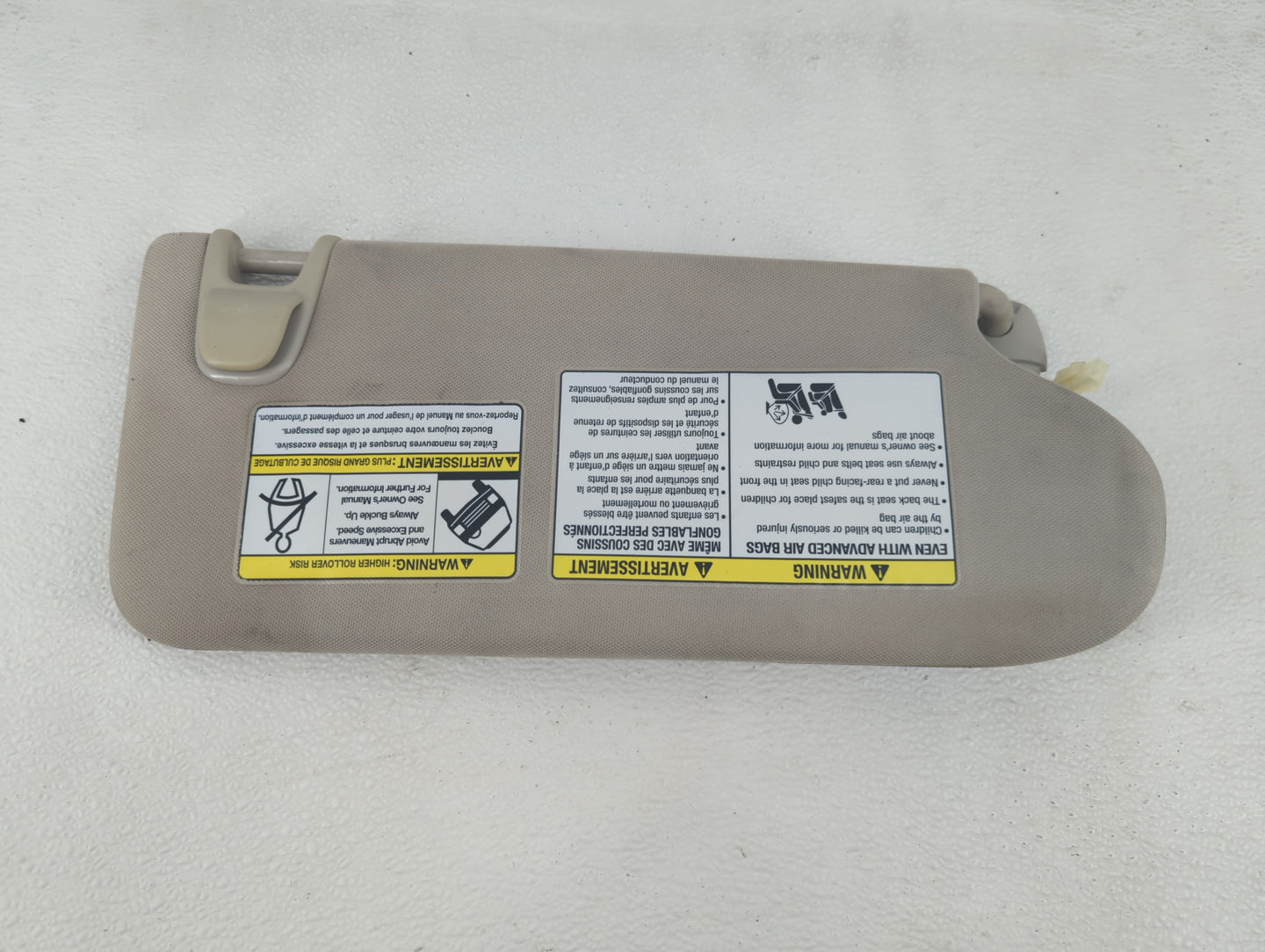 2015-2018 Nissan Murano Sun Visor Shade Replacement Driver Left Mirror Fits Fits 2015 2016 2017 2018 OEM Used Auto Parts - O