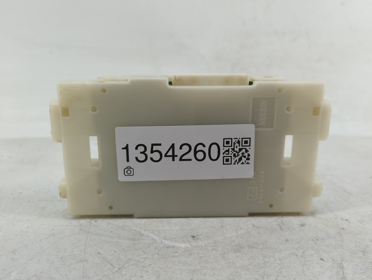 2015-2017 Nissan Murano Temperature Control Module 27760 5aa0a - Oemusedautoparts1.com