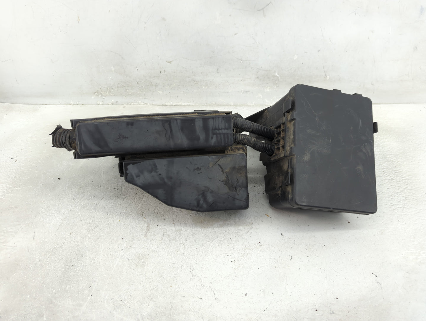 2015-2022 Nissan Murano Fusebox Fuse Box Panel Relay Module Fits Fits 2015 2016 2017 2018 2019 2020 2021 2022 OEM Used Auto 