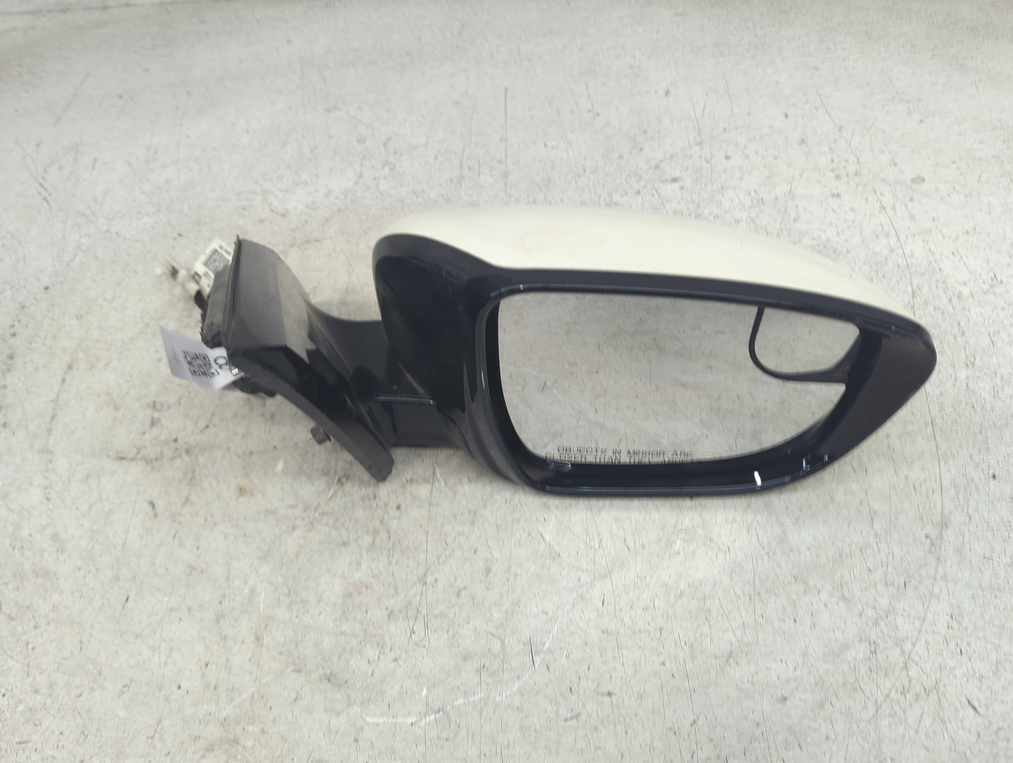 2015 Nissan Murano Passenger Side View Mirror - Right Door Mirror OEM Used - Oemusedautoparts1.com