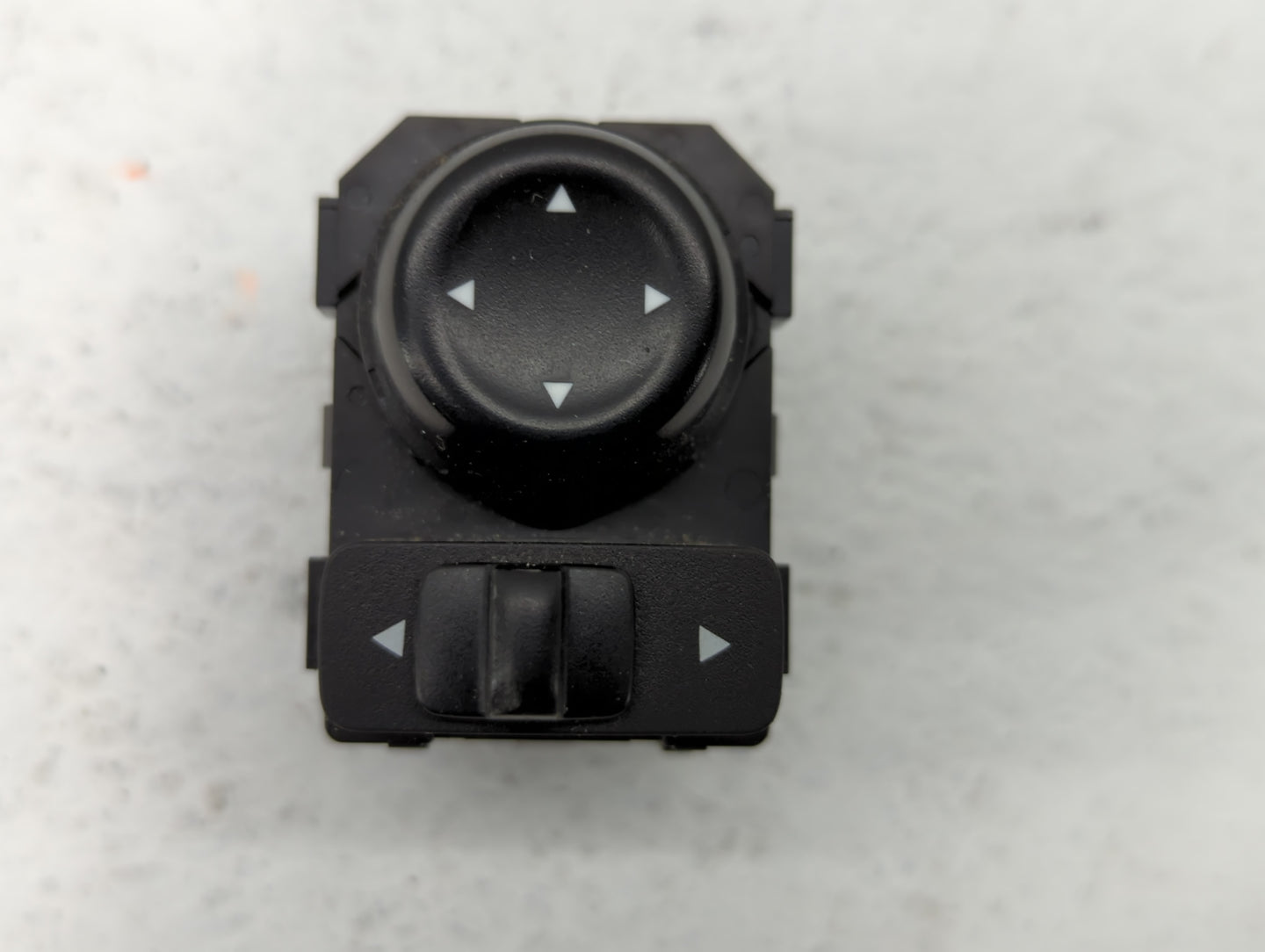 2015-2022 Nissan Murano Passenger Right Power Window Switch 25570 3tb1a - Oemusedautoparts1.com