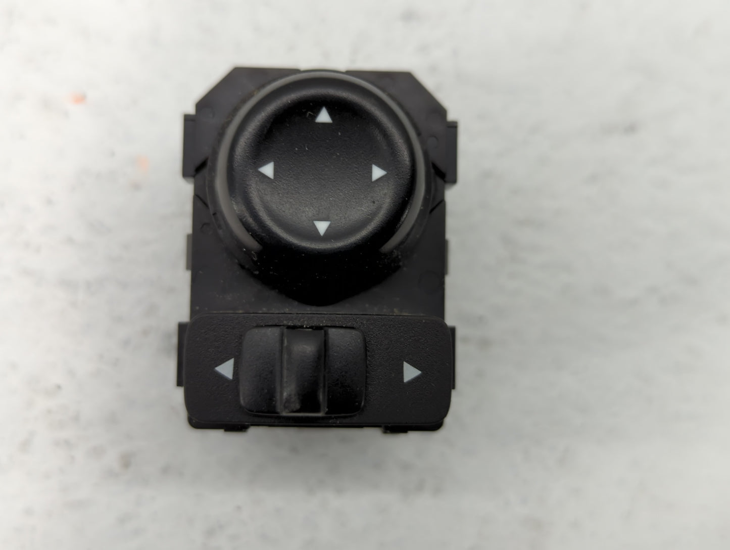 2015-2022 Nissan Murano Passenger Right Power Window Switch 25570 3tb1a - Oemusedautoparts1.com