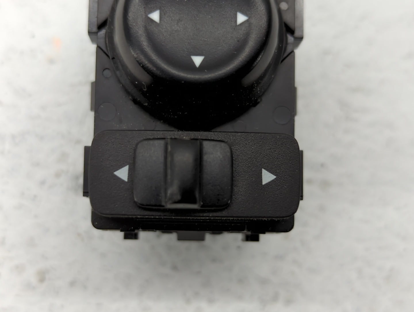 2015-2022 Nissan Murano Passenger Right Power Window Switch 25570 3tb1a - Oemusedautoparts1.com