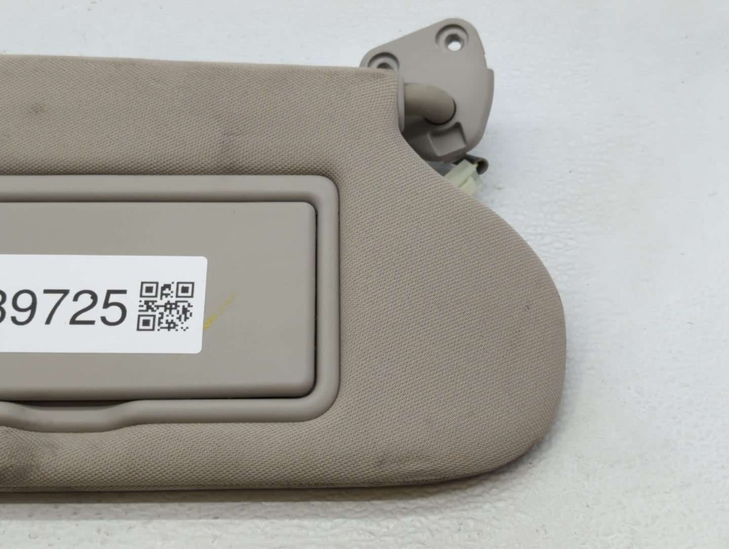 2015-2018 Nissan Murano Sun Visor Shade Replacement Passenger Right Mirror Fits Fits 2015 2016 2017 2018 OEM Used Auto Parts