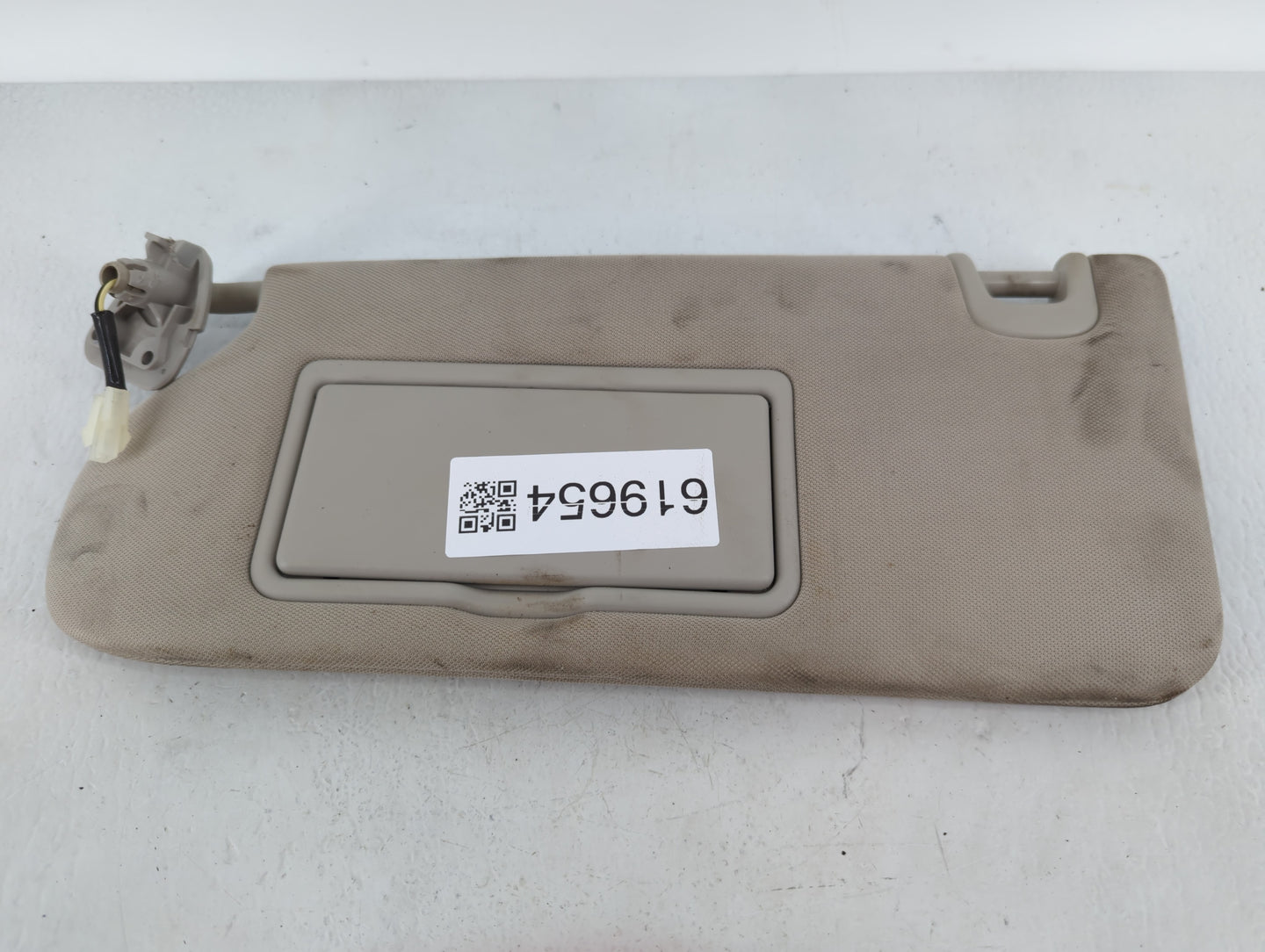 2015-2018 Nissan Murano Sun Visor Shade Replacement Driver Left Mirror Fits Fits 2015 2016 2017 2018 OEM Used Auto Parts - O