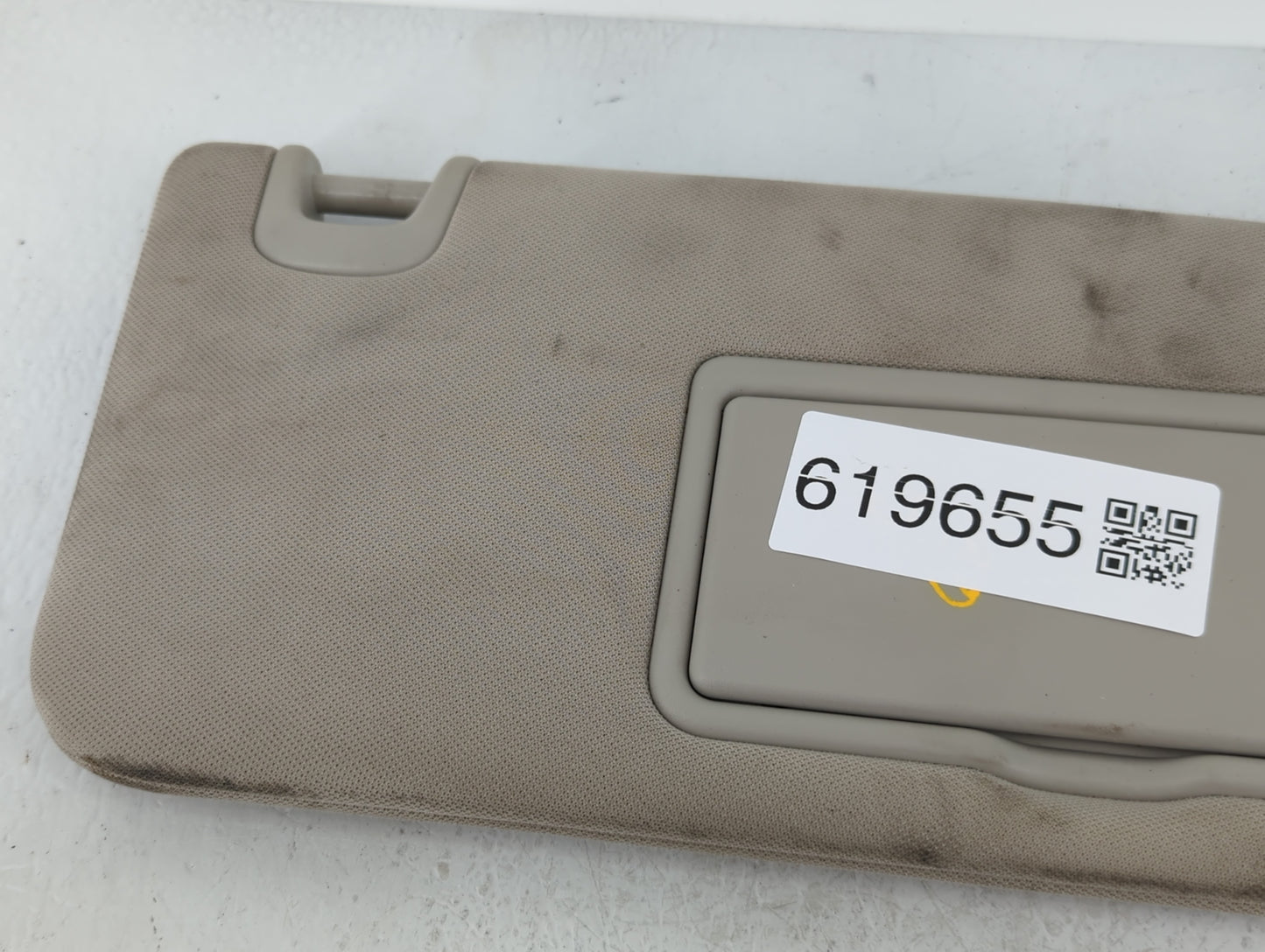 2015-2018 Nissan Murano Sun Visor Shade Replacement Passenger Right Mirror Fits Fits 2015 2016 2017 2018 OEM Used Auto Parts