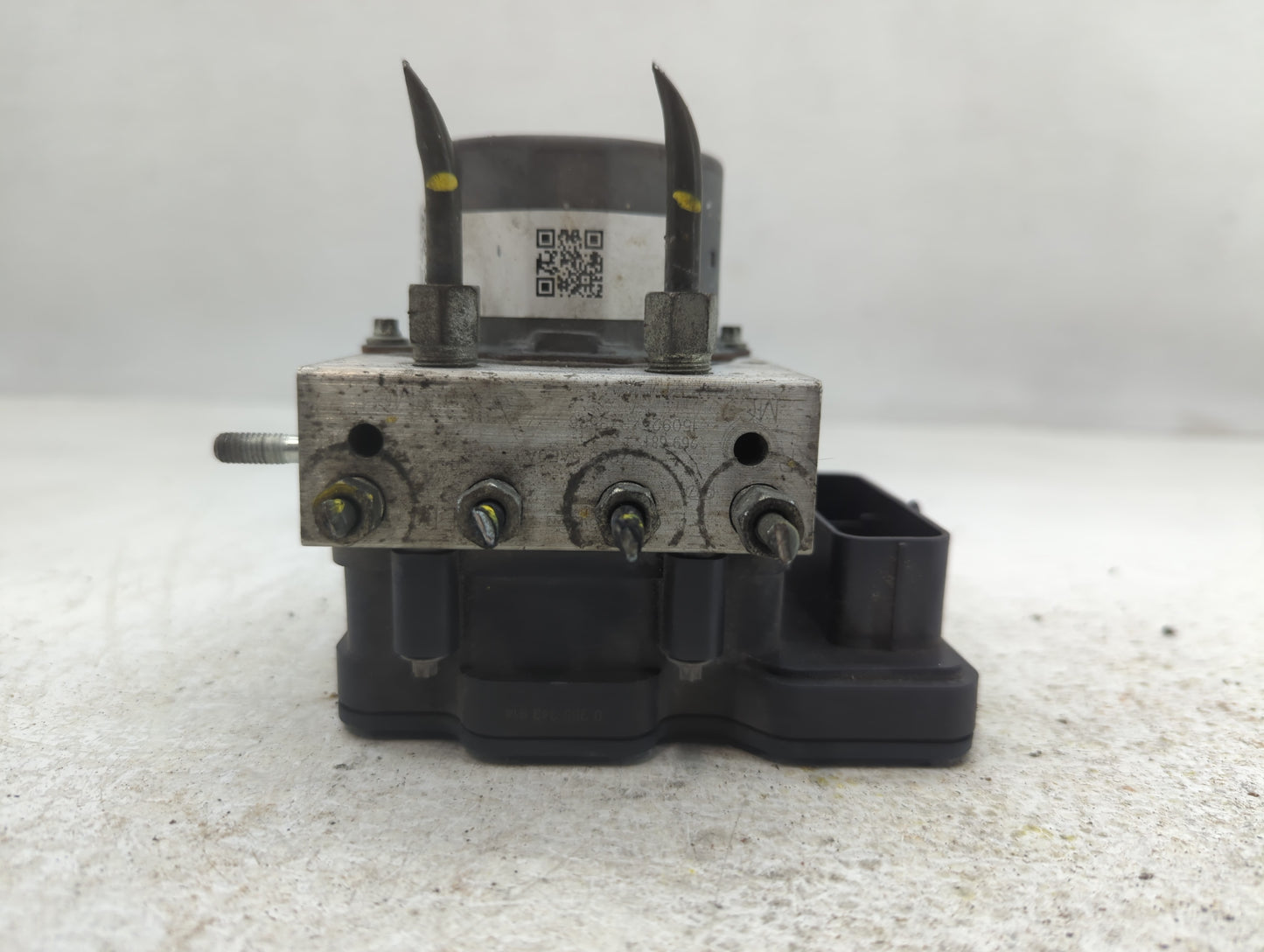 2015-2017 Nissan Murano ABS Pump Control Module Replacement P/N:47660 5AE0A Fits Fits 2015 2016 2017 OEM Used Auto Parts - O