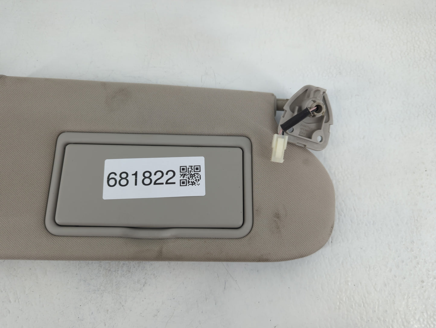 2015-2018 Nissan Murano Sun Visor Shade Replacement Passenger Right Mirror Fits Fits 2015 2016 2017 2018 OEM Used Auto Parts
