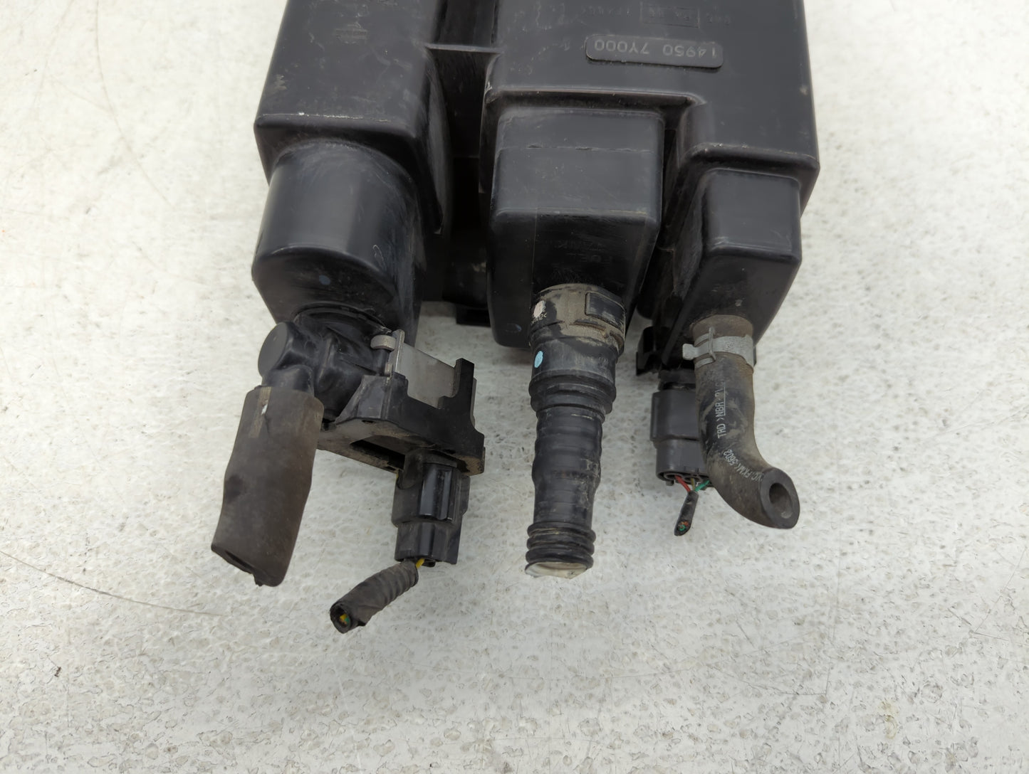 2015 Nissan Murano Fuel Vapor Charcoal Canister 748443 - Oemusedautoparts1.com
