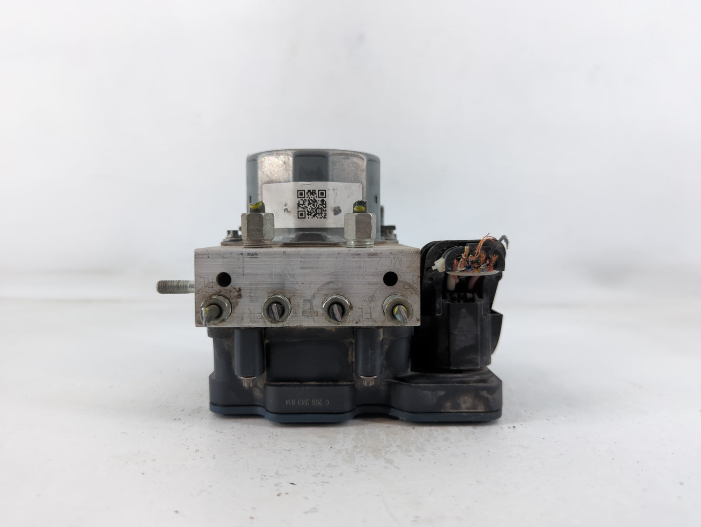 2015-2017 Nissan Murano ABS Pump Control Module Replacement P/N:269 681 47660 5AE0A Fits Fits 2015 2016 2017 OEM Used Auto P