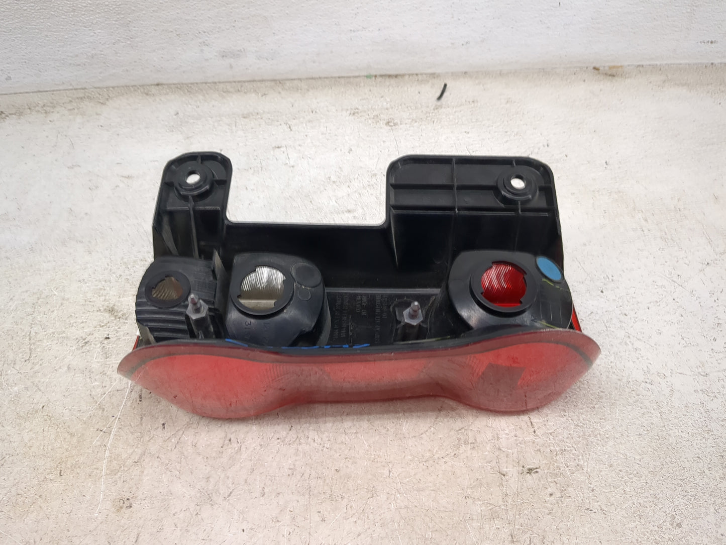 2014-2020 Nissan Nv200 Tail Light Assembly Driver Left OEM P/N:185180-01 Fits Fits 2014 2015 2016 2017 2018 2019 2020 OEM Us