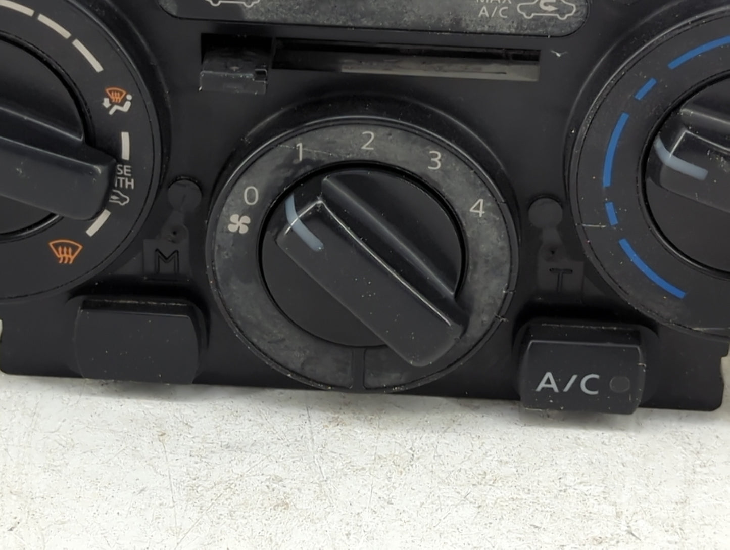 2015 Nissan Nv200 Climate Control Module Temperature AC/Heater Replacement P/N:275103LM0C Fits OEM Used Auto Parts - Oemused