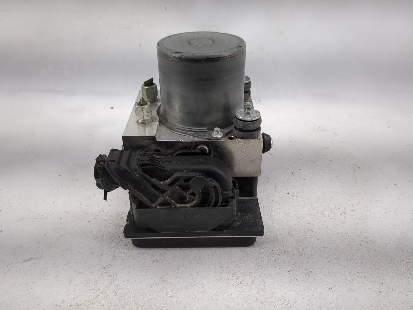 2015 Nissan Nv200 ABS Pump Control Module Replacement P/N:0 265 252 749 47660 9SA0A Fits OEM Used Auto Parts - Oemusedautopa