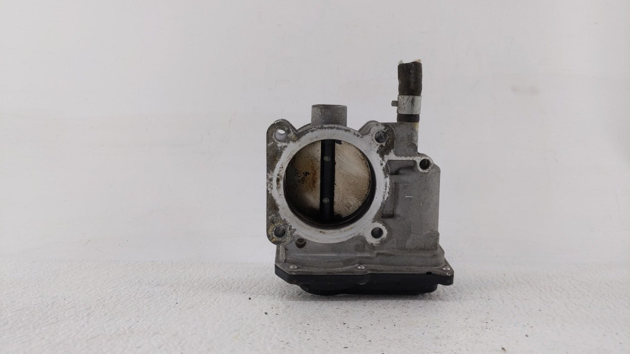2014-2019 Nissan Nv200 Throttle Body P/N:ET-A60-02 J ET-A60-02 F Fits OEM Used Auto Parts - Oemusedautoparts1.com