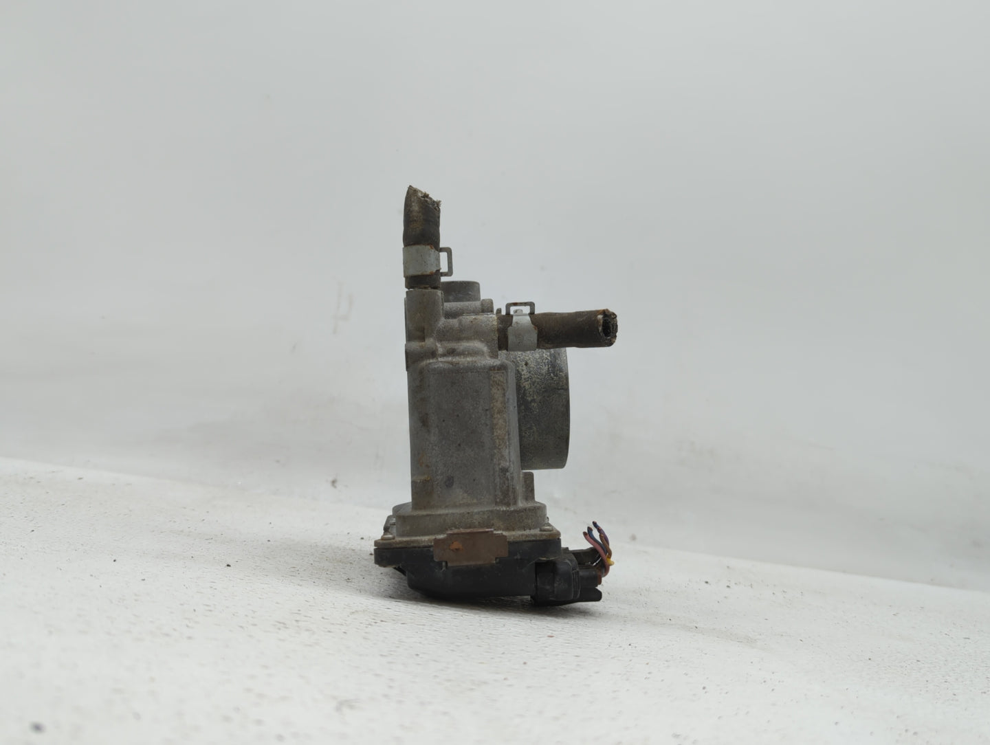 2014-2019 Nissan Nv200 Throttle Body P/N:ET-A60-02 E ET-A60-02 J Fits OEM Used Auto Parts - Oemusedautoparts1.com