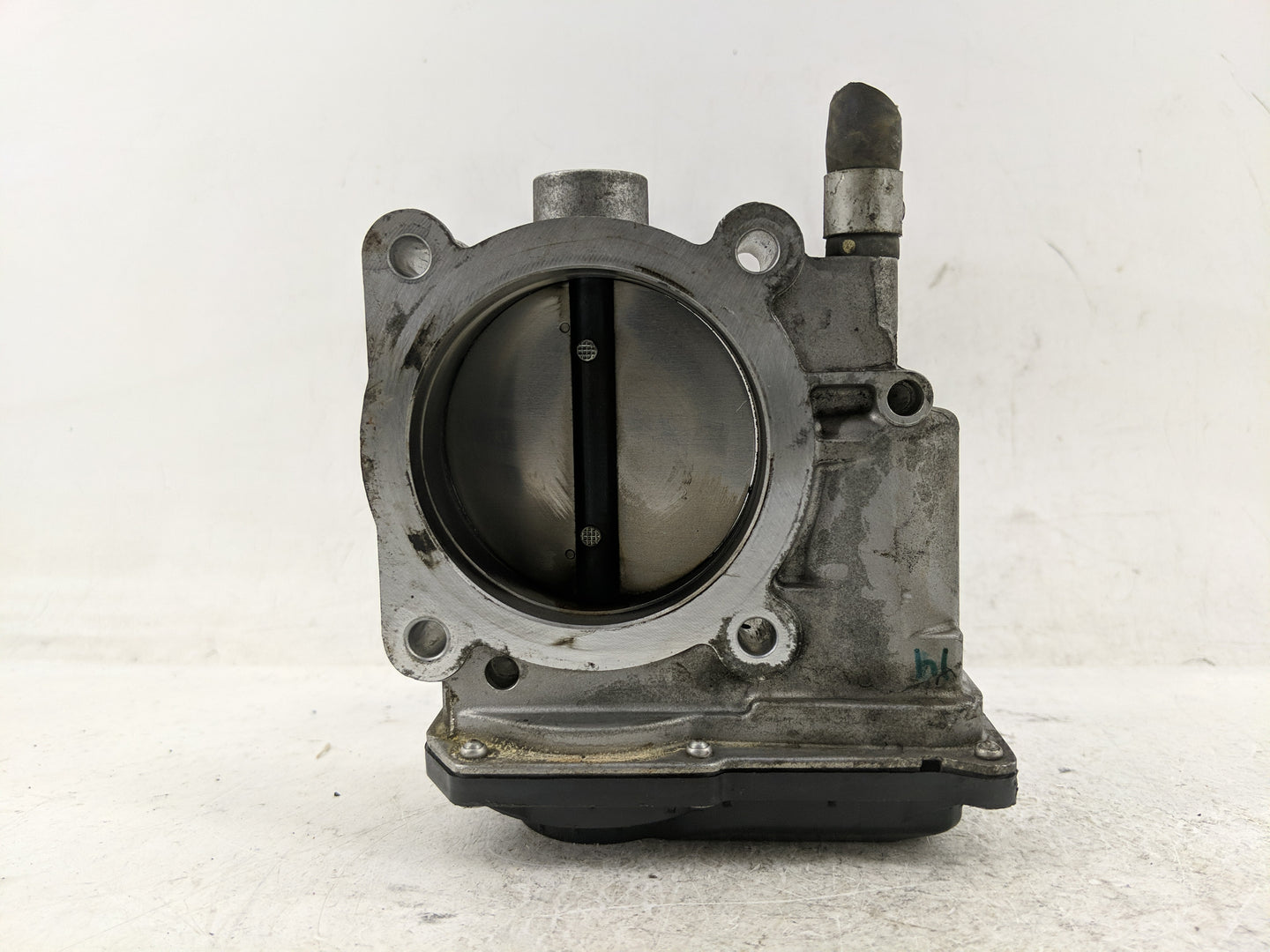 2015-2016 Nissan Nv2500 Throttle Body P/N:7S000 D Fits Fits 2012 2013 2014 2015 2016 OEM Used Auto Parts - Oemusedautoparts1