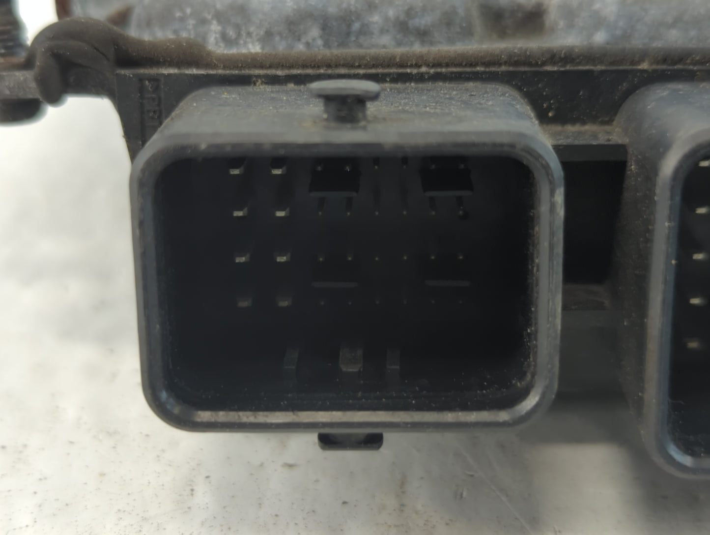 2015-2016 Nissan Pathfinder PCM Engine Control Computer ECU ECM PCU OEM P/N:NEC011-654 Fits Fits 2015 2016 2017 OEM Used Aut