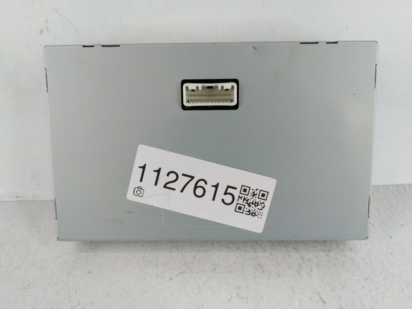 2013-2016 Nissan Pathfinder Information Display Screen - Oemusedautoparts1.com