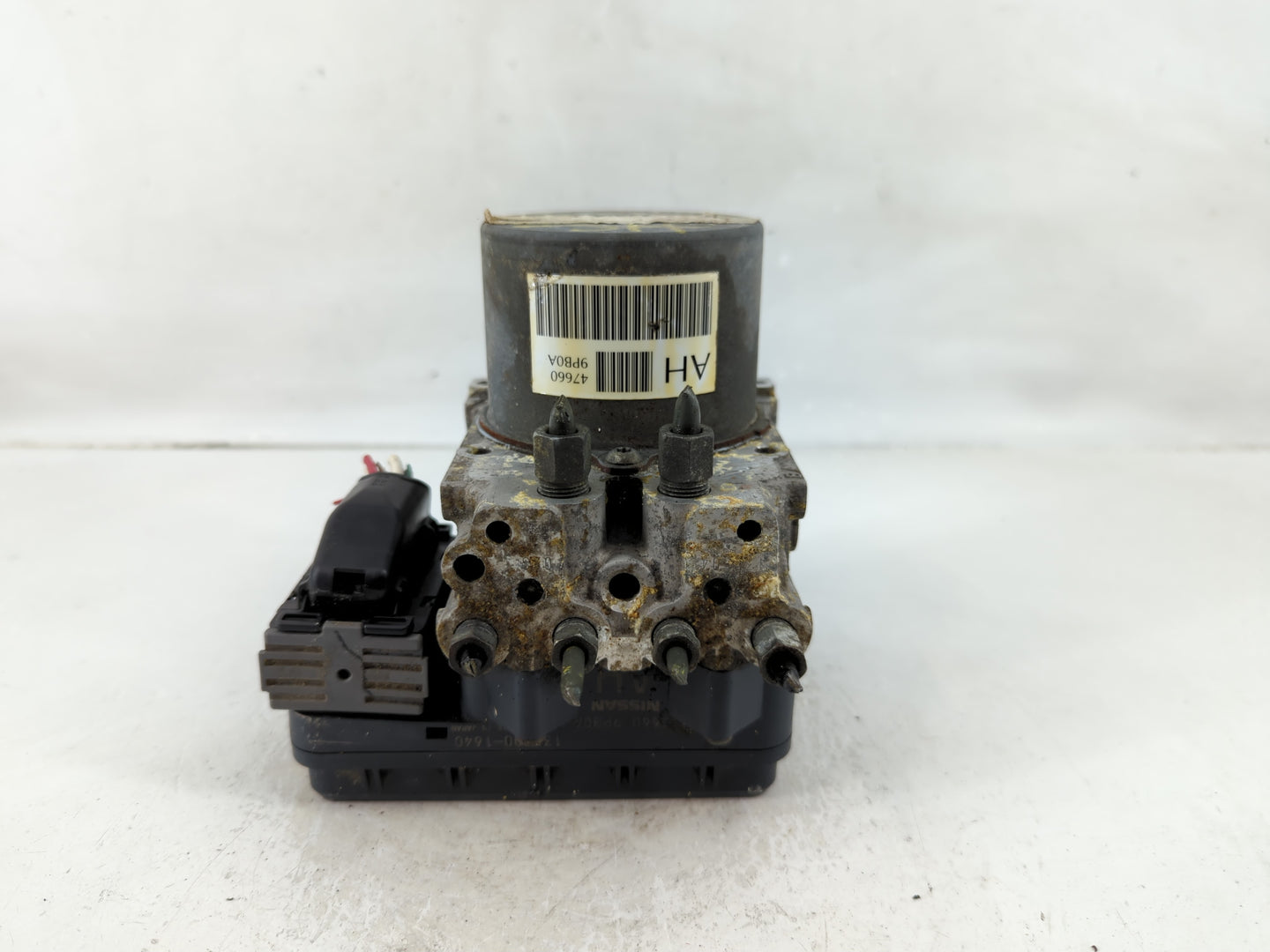 2015 Nissan Pathfinder ABS Pump Control Module Replacement P/N:133000-1640 47660 9PB0A Fits OEM Used Auto Parts - Oemusedaut
