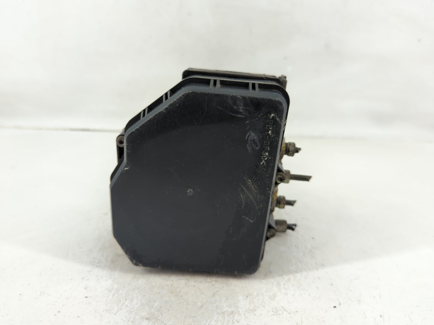 2015 Nissan Pathfinder ABS Pump Control Module Replacement P/N:133000-1640 47660 9PB0A Fits OEM Used Auto Parts - Oemusedaut