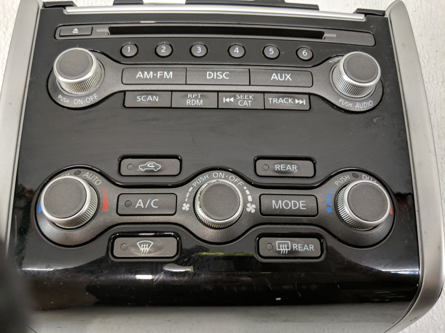 Nissan Pathfinder Radio Control Panel - Oemusedautoparts1.com