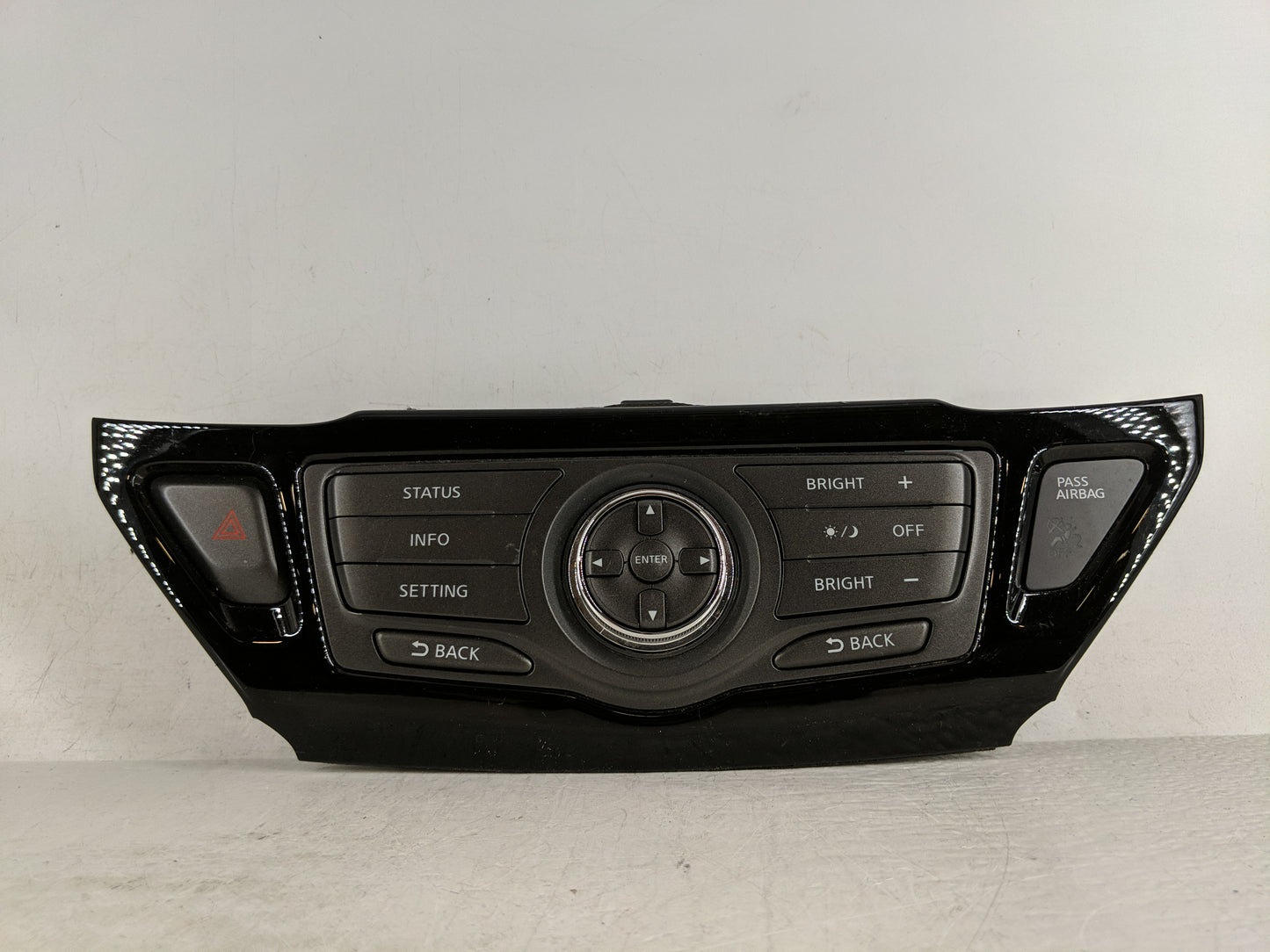 2015 Nissan Pathfinder Radio AM FM Cd Player Receiver Replacement P/N:28091 1LA0A Fits OEM Used Auto Parts - Oemusedautopart