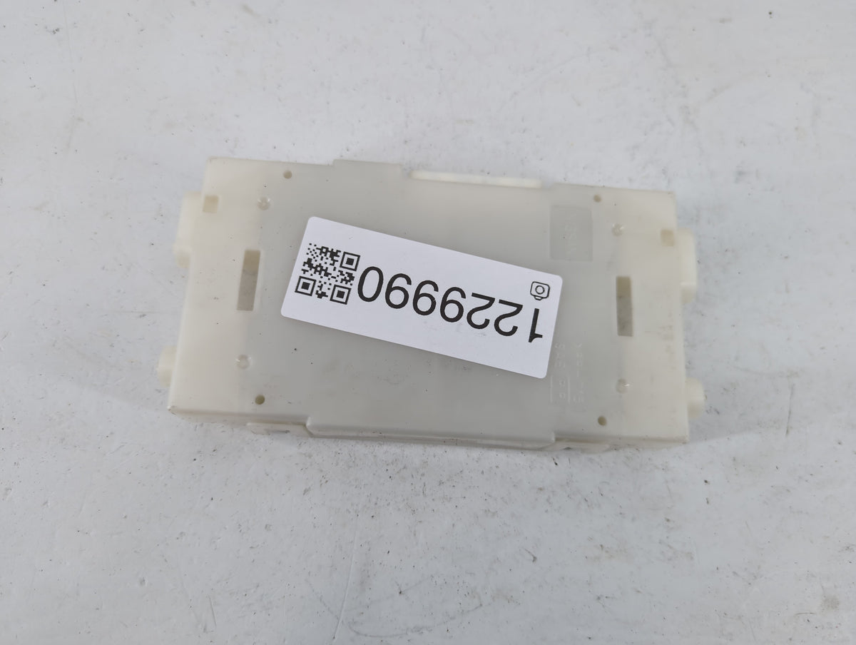 2015 Nissan Pathfinder Radio AM FM Cd Player Receiver Replacement OEM Used Auto Parts - Oemusedautoparts1.com