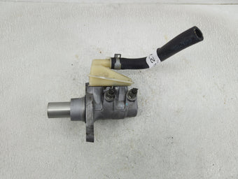 compare product 2013-2020 Nissan Pathfinder Brake Master Cylinder 1276543