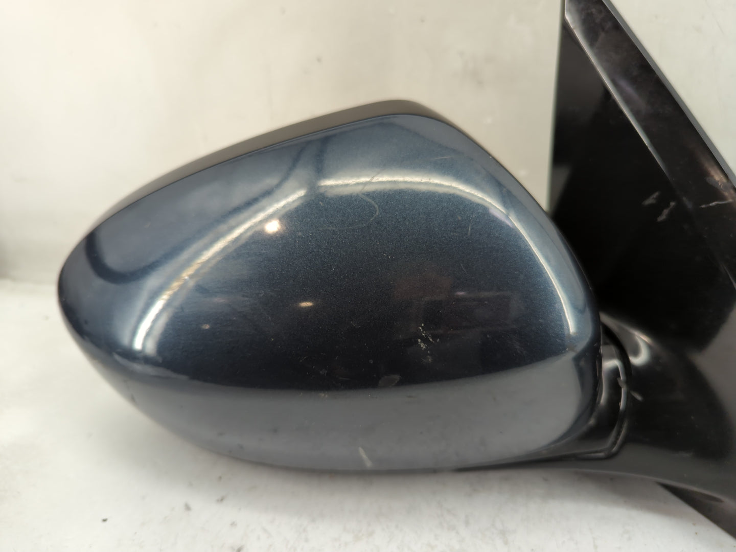 2013-2016 Nissan Pathfinder Passenger Side View Mirror - Right Door Mirror OEM Used - Oemusedautoparts1.com