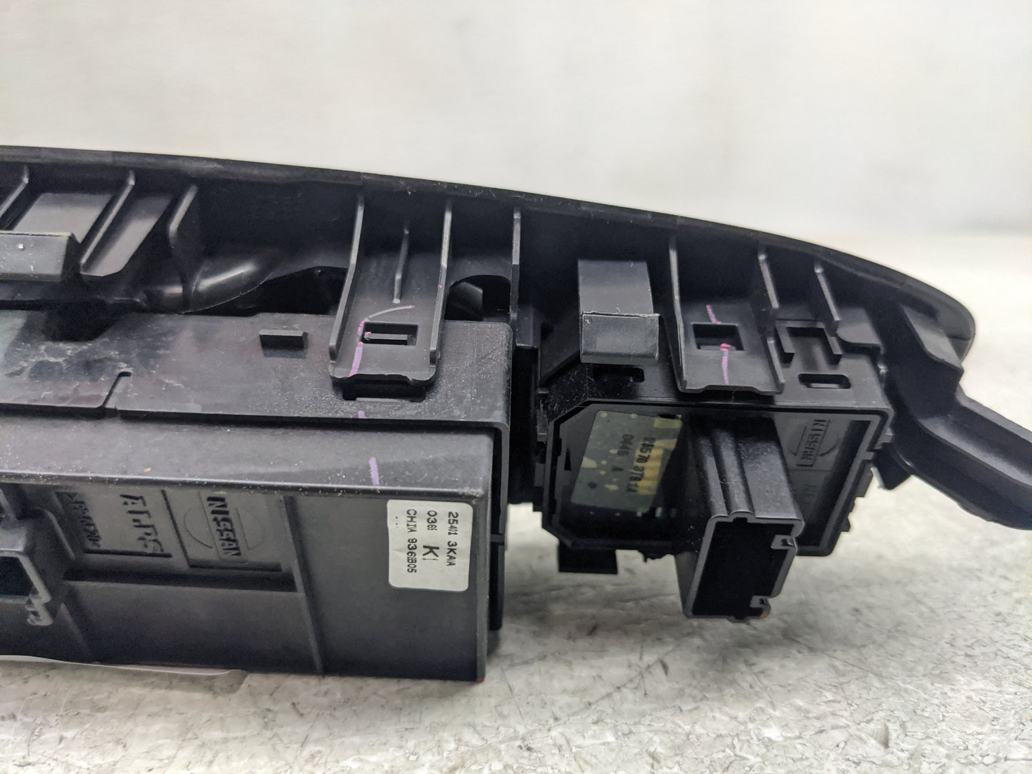 2013-2020 Nissan Pathfinder Master Power Window Switch Replacement Driver Side Left Fits OEM Used Auto Parts - Oemusedautopa