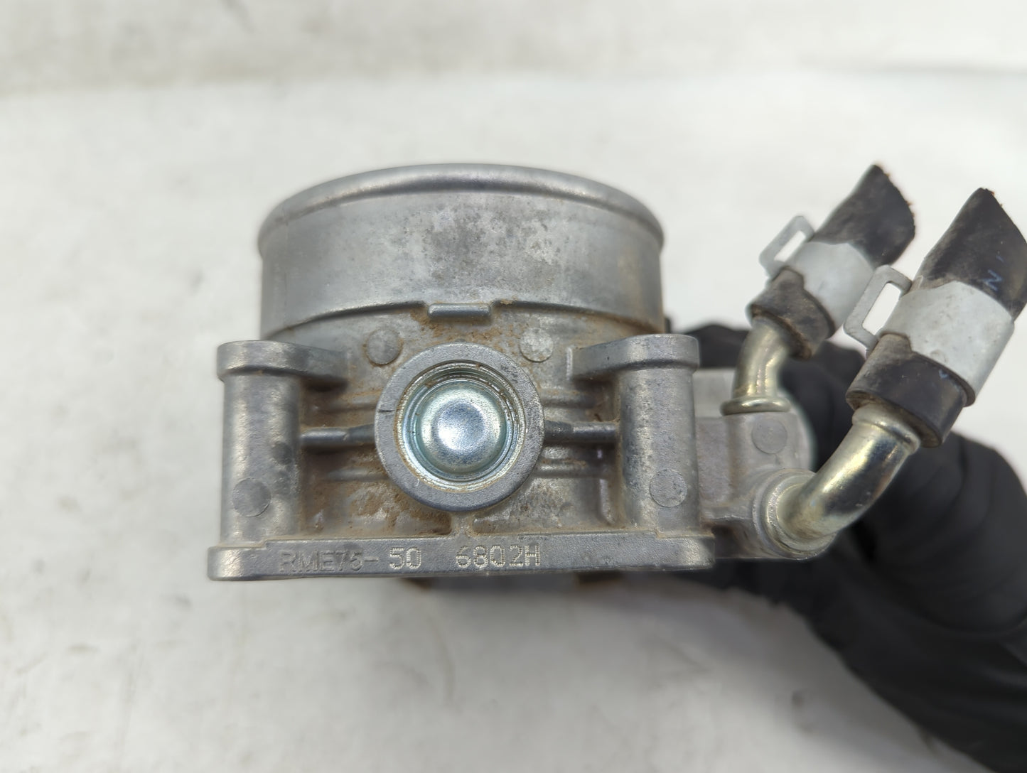 2015-2016 Nissan Pathfinder Throttle Body P/N:161199HP0A Fits Fits 2015 2016 2017 2018 2019 2020 2021 2022 OEM Used Auto Par