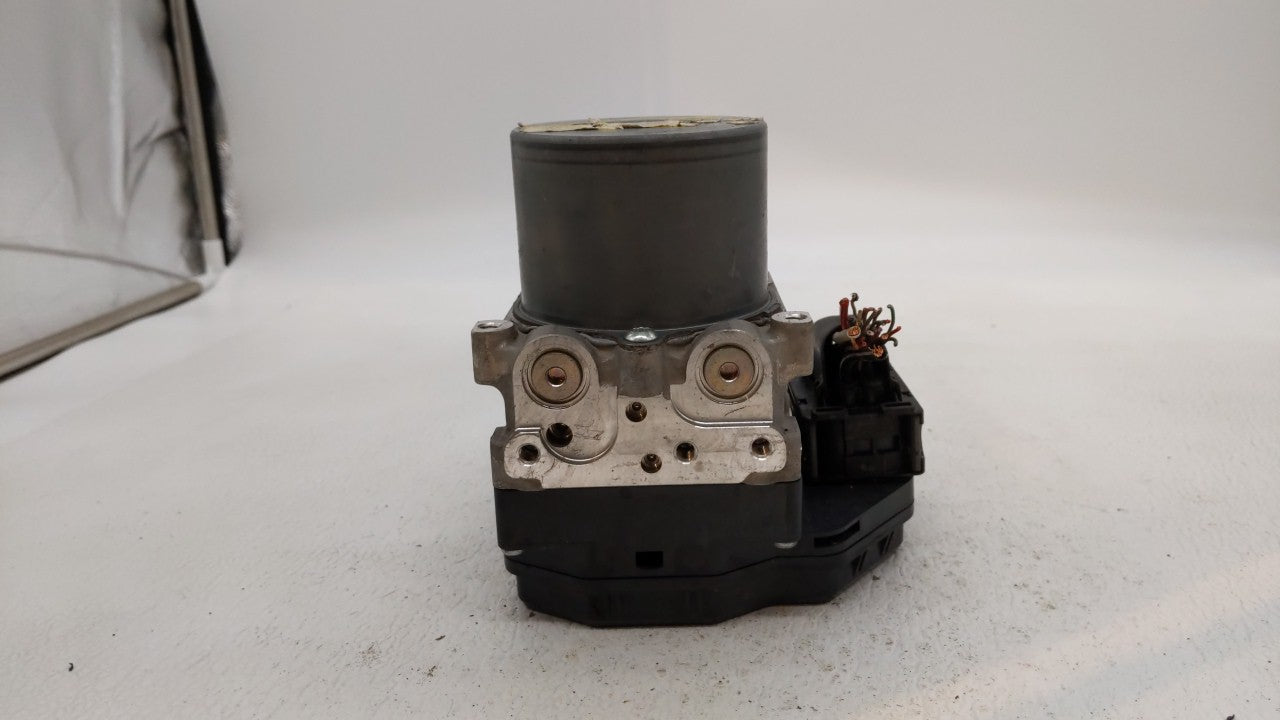 2015 Nissan Pathfinder ABS Pump Control Module Replacement P/N:47660 9PE0A 13300-1650 Fits OEM Used Auto Parts - Oemusedauto
