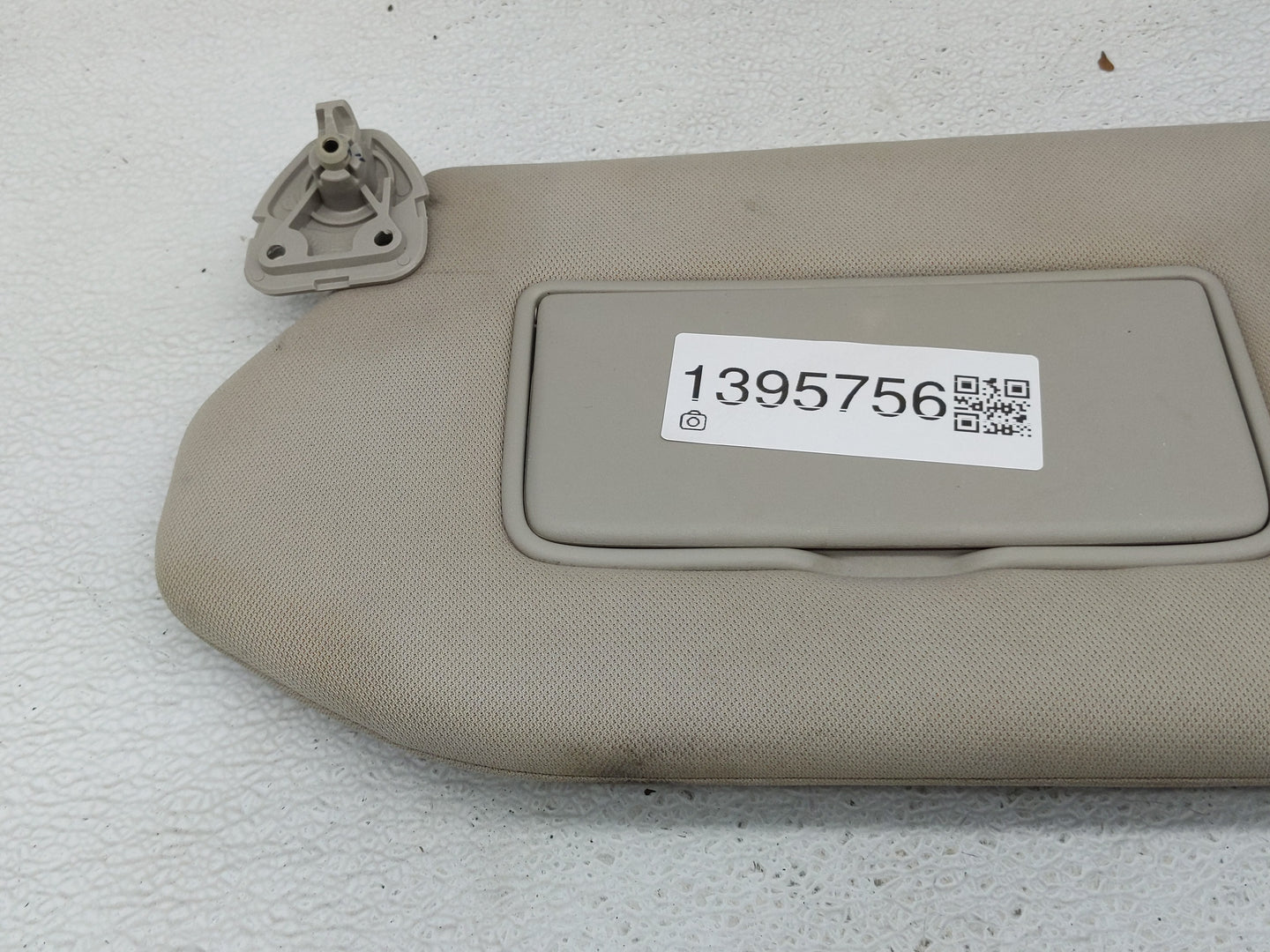 2013-2018 Nissan Pathfinder Sun Visor Shade Replacement Driver Left Mirror Fits Fits 2013 2014 2015 2016 2017 2018 OEM Used 