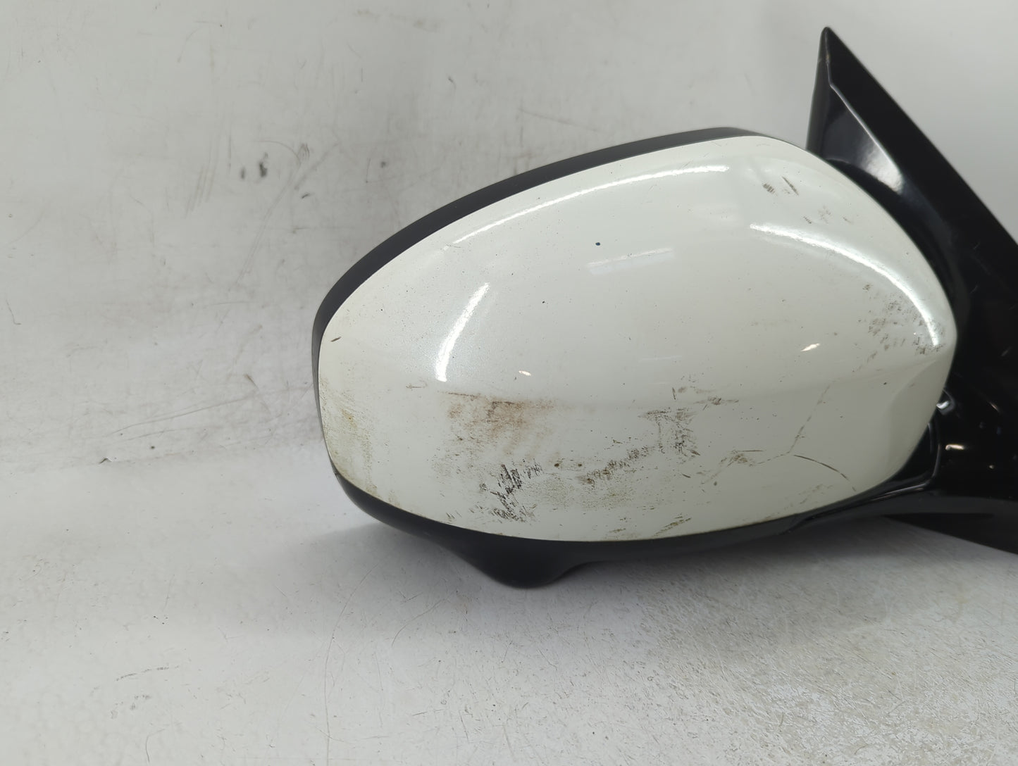 2013-2016 Nissan Pathfinder Passenger Side View Mirror - Right Door Mirror OEM Used - Oemusedautoparts1.com