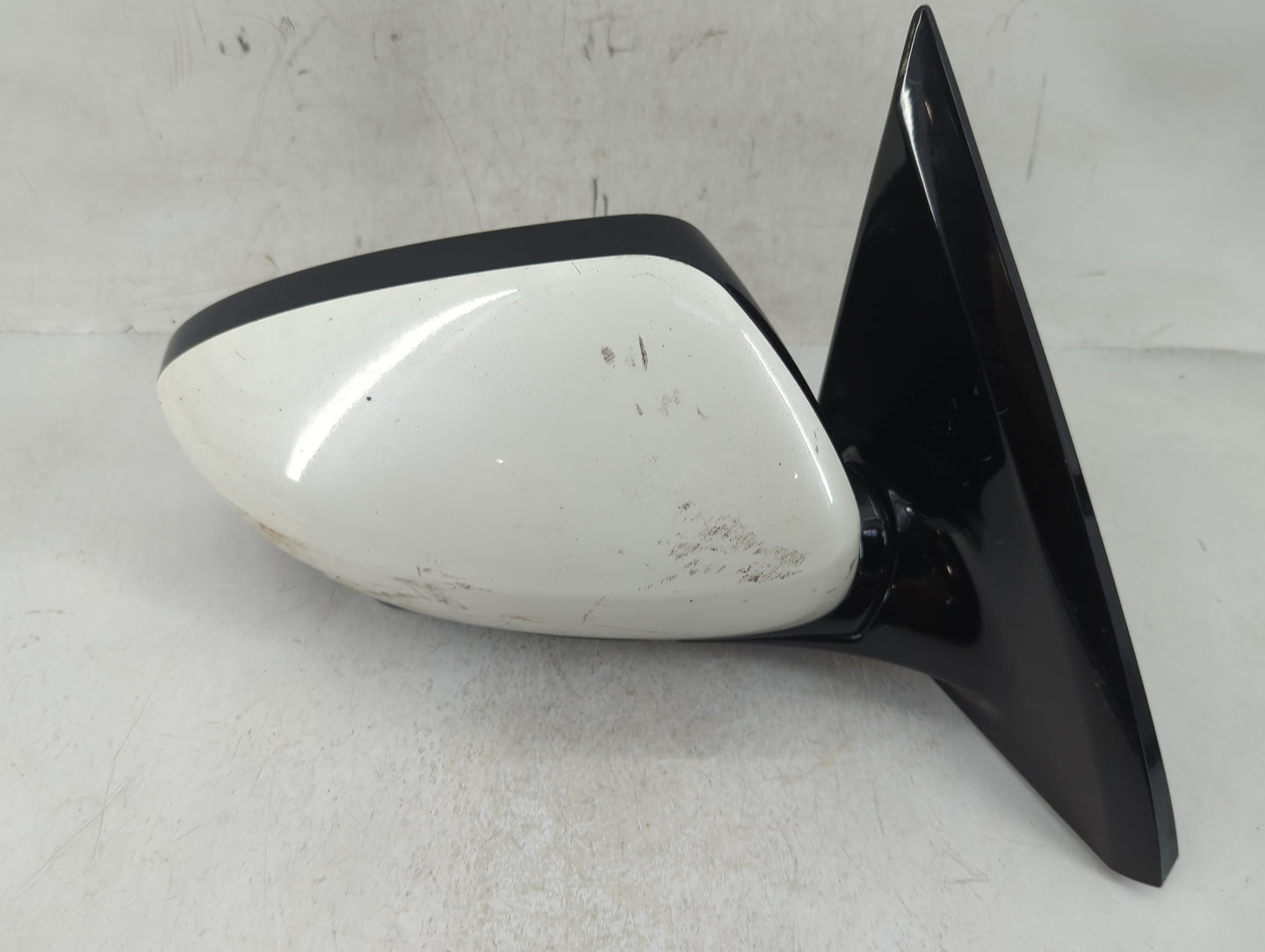 2013-2016 Nissan Pathfinder Passenger Side View Mirror - Right Door Mirror OEM Used - Oemusedautoparts1.com
