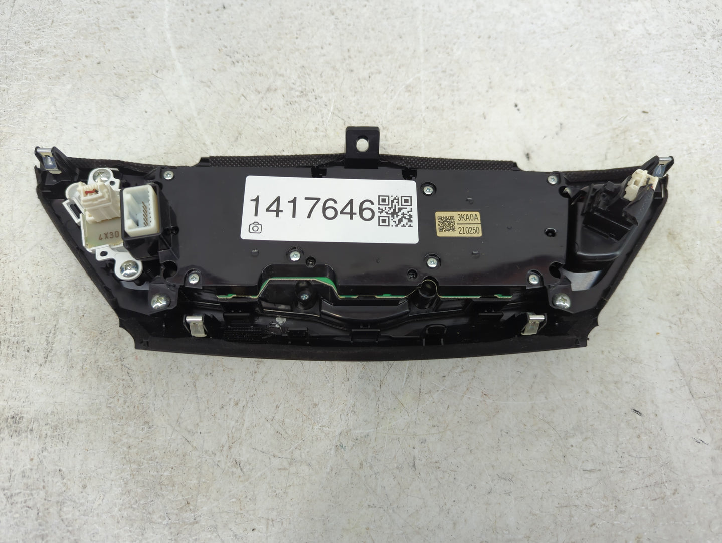 2015 Nissan Pathfinder Radio Control Panel - Oemusedautoparts1.com