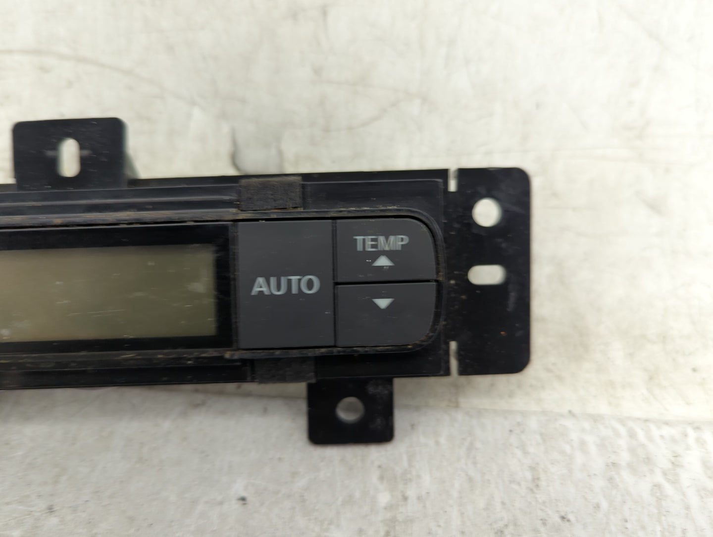 2013-2020 Nissan Pathfinder Ac Heater Climate Control Temperature Oem 1417805 - Oemusedautoparts1.com